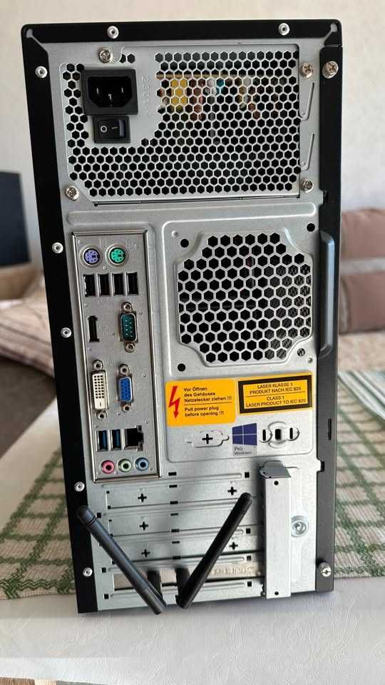 Настолен компютър Core i5 SSD Nvme 4K UHD