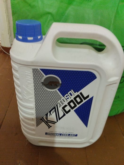 Продам 2 тасола и один антифриз