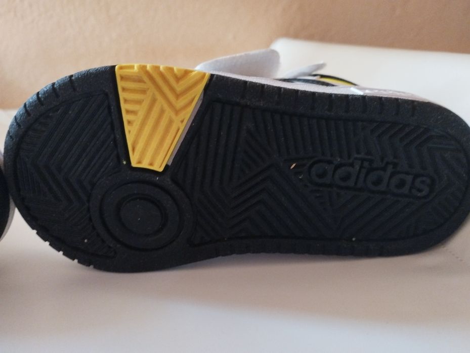 Маратонки Адидас