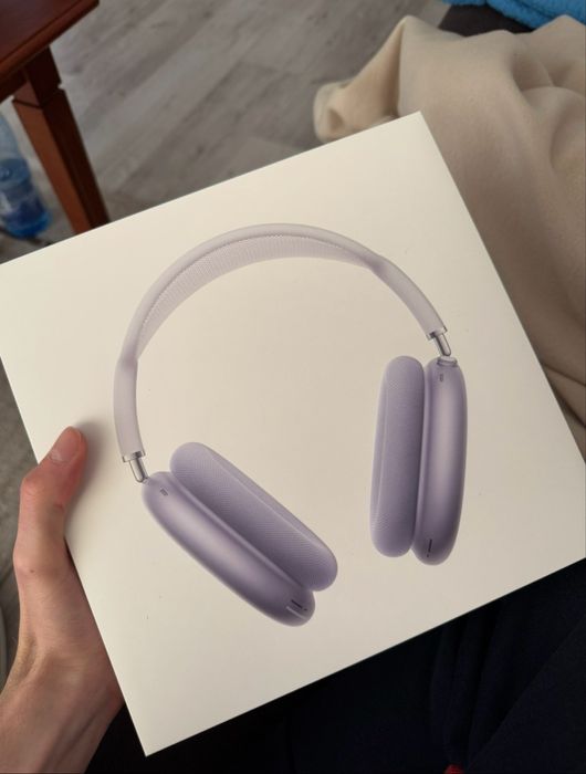 AirPods Max (Gen 2)