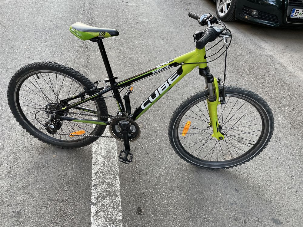 Bicicleta Cube 24”