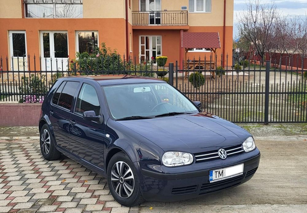 Golf 4 1,6 benzina an 2003 unic proprietar in tara fiscal pe loc