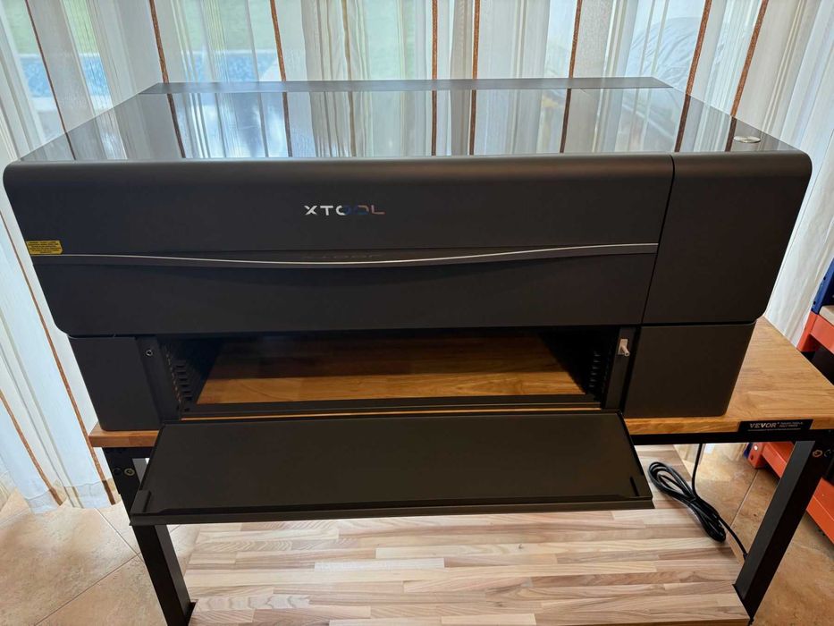 Лазер за гравиране и рязяне xTool P2S 55W Desktop CO2 Laser Cutter