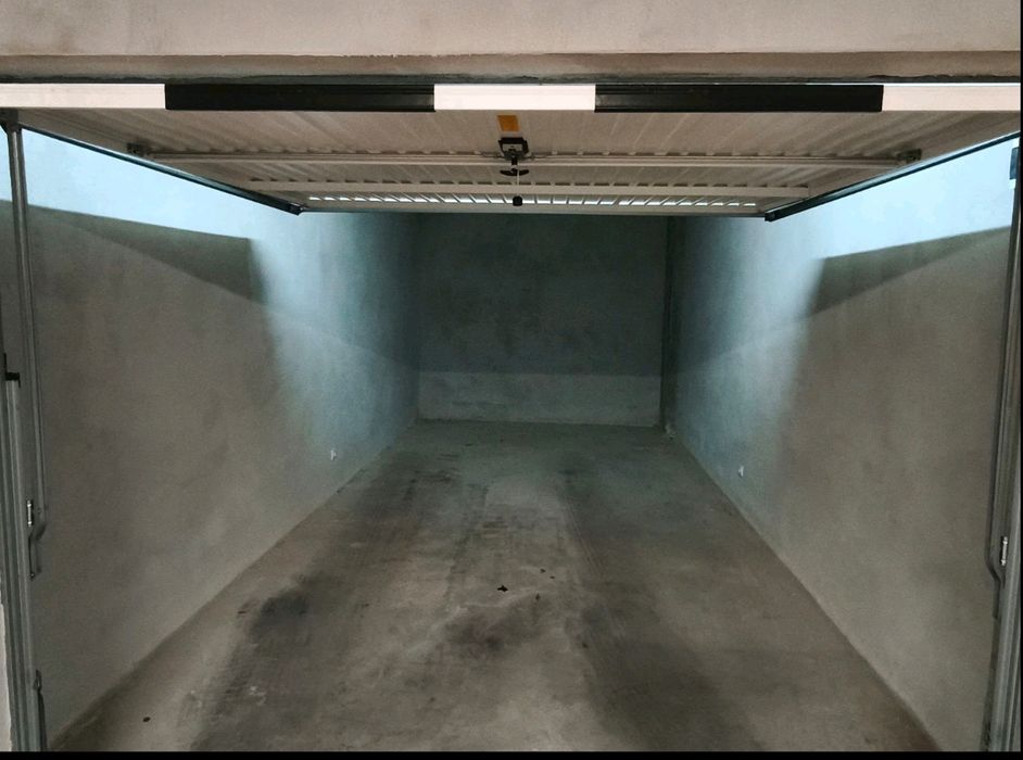 Гараж под наем Малинова долина