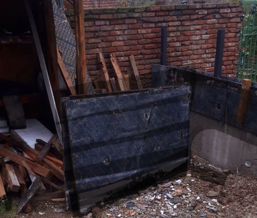 Tego intreg,  aproape nou,  folosit o dată