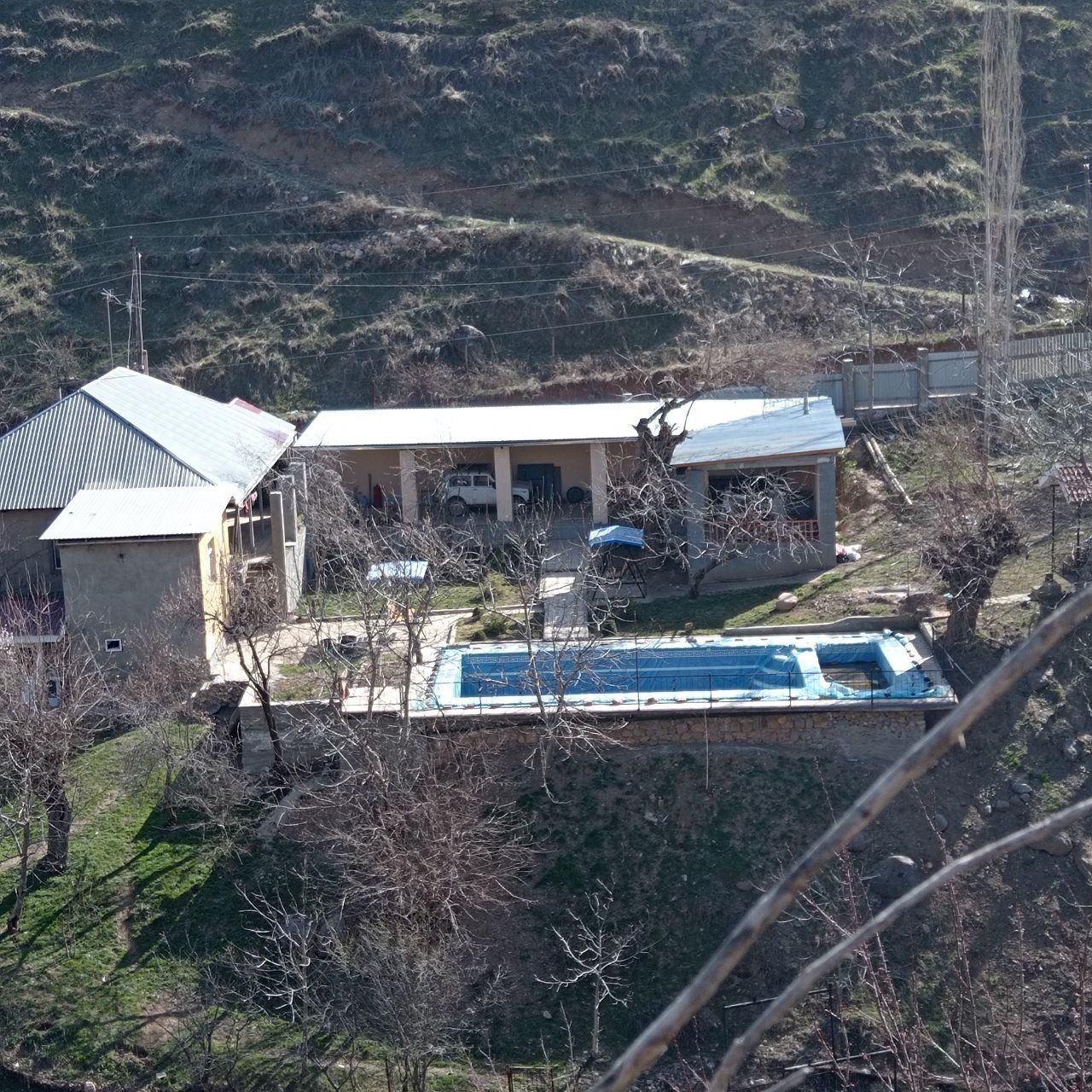 Tayor Dacha sotiladi 6 sotox Brichmullada