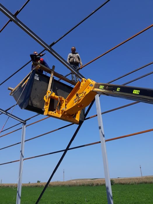 Vindem hale metalice din euro profile și țeava orce