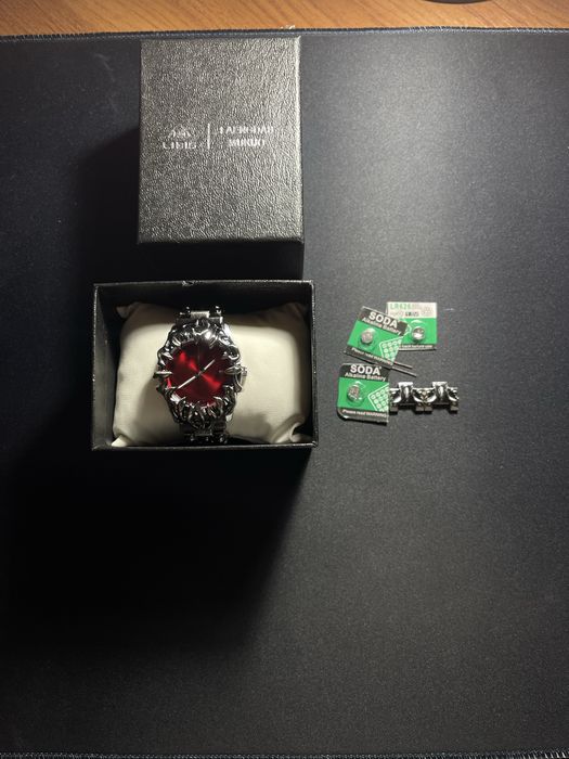 часы наручные Alabaster