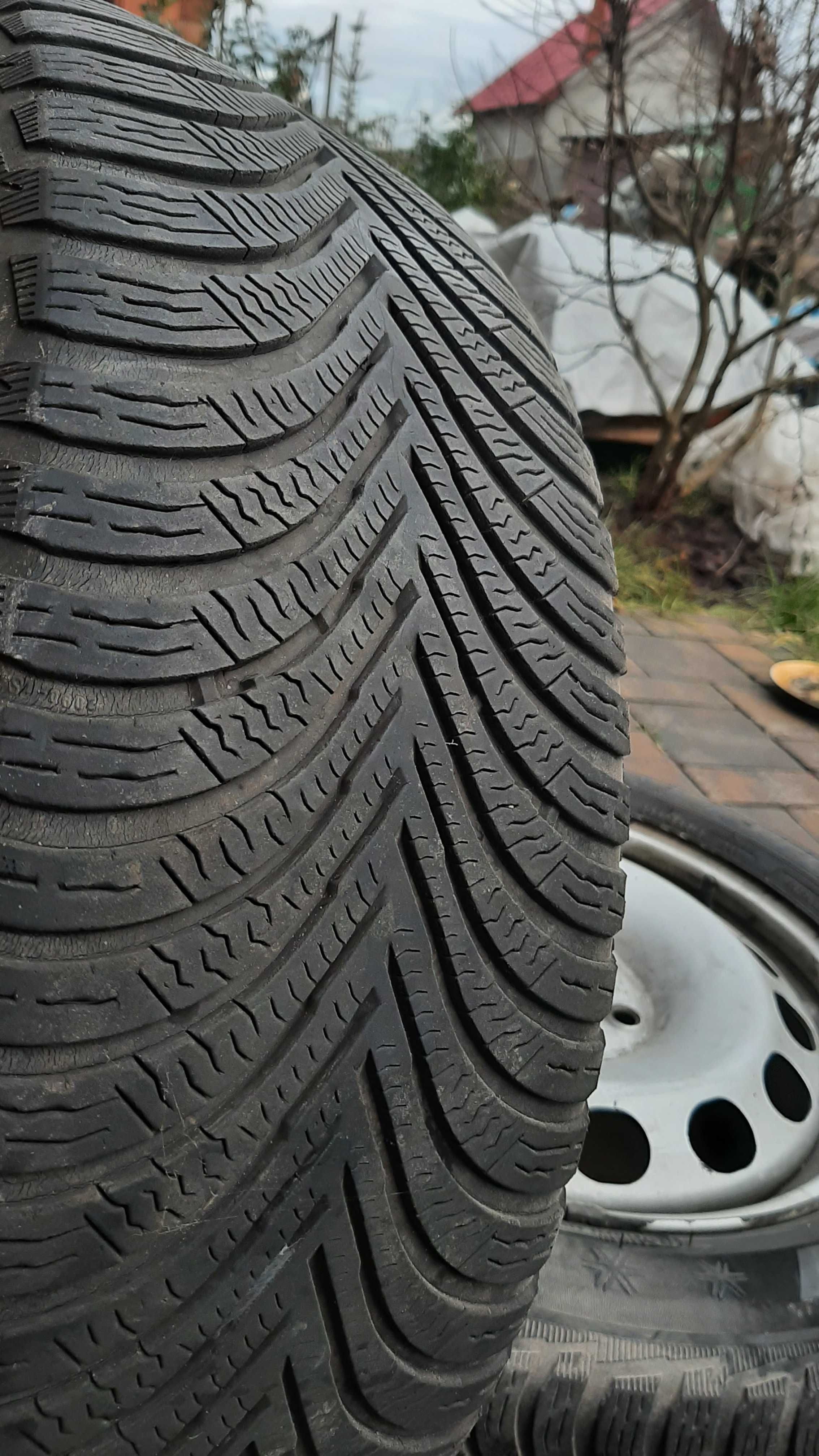 Anvelope de iarnă MICHELIN - 205/55 R16 + JANTE VW