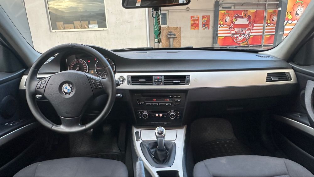 Bmw e91 318d 2010 euro 5