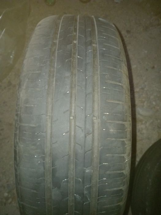 Anvelope de vara 185,60r15 stare buna