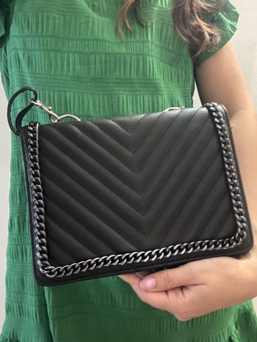 Geanta de mana sau umar