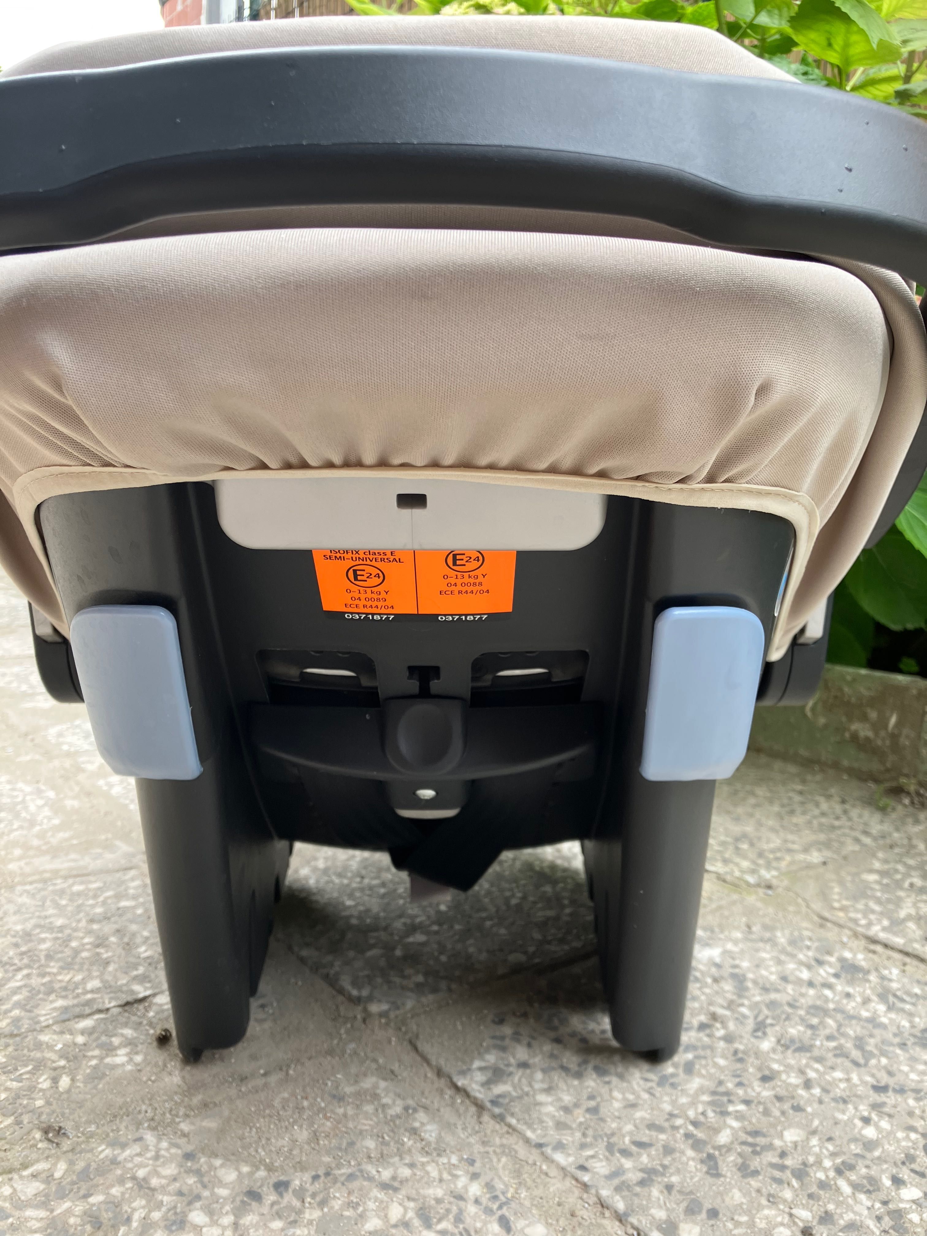 Бебешка бежова количка Peg Perego