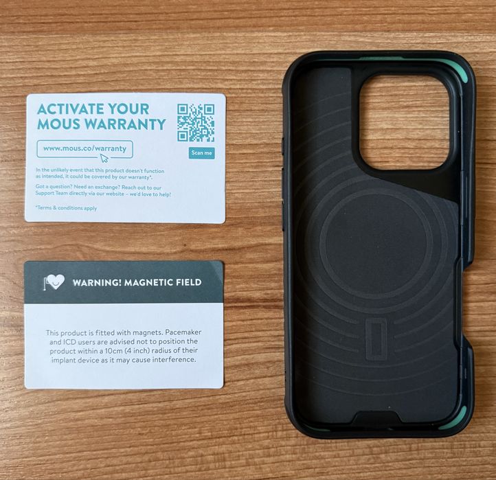 husa iPhone 16 Pro, MOUS din piele. Nouă!