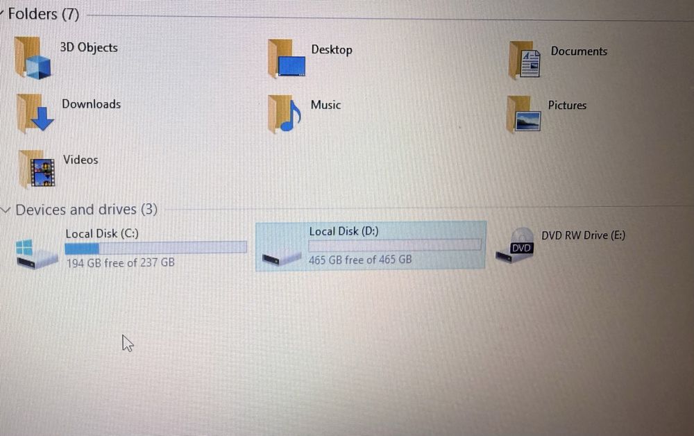 Laptop Acer Aspire E5-575G i3-7100U CPU 2.40GHz (4 CPUs), 8gb ram