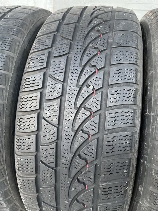 4 бр. зимни гуми 225/55/17 Petlas DOT 4417 2x7 2x5-5,5 mm
