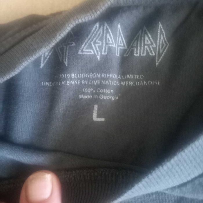 Оригинална тениска на Def Leppard