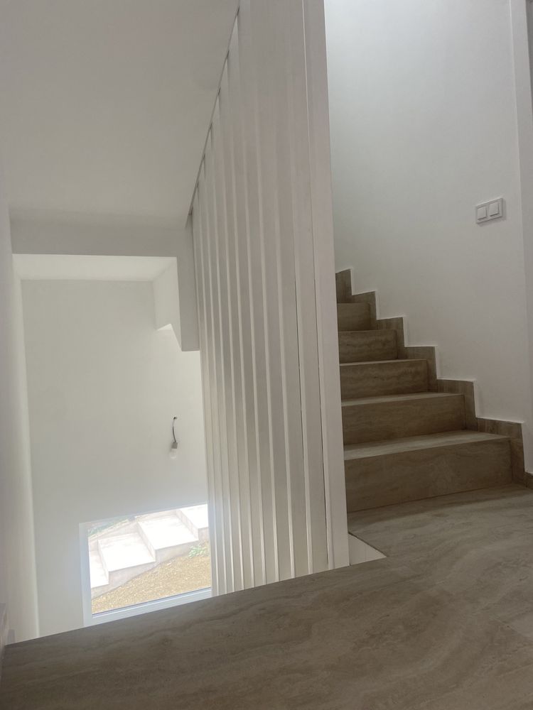 Casa tip duplex modern