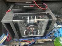 Vând subwoofer Hifonics+statie