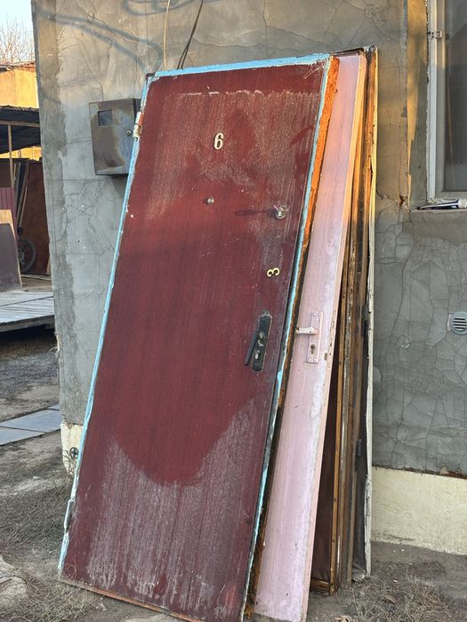 Продам входные железные двери