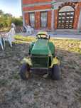 Tractor xe iarba