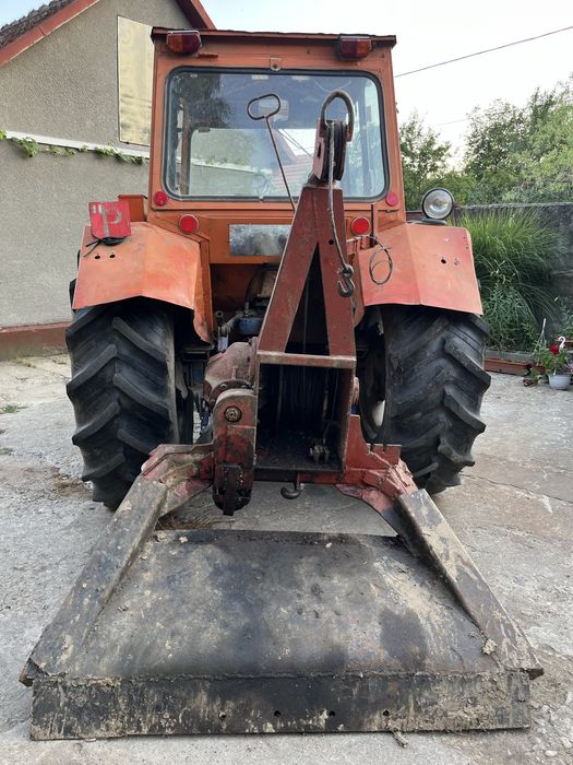 Vând troliu foriester