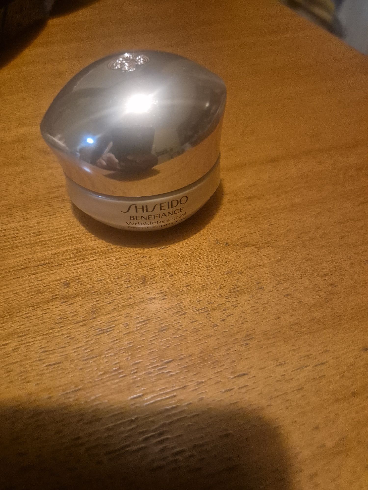 Shisheido-околоочен крем,The body shop Edelveiss серум за лице