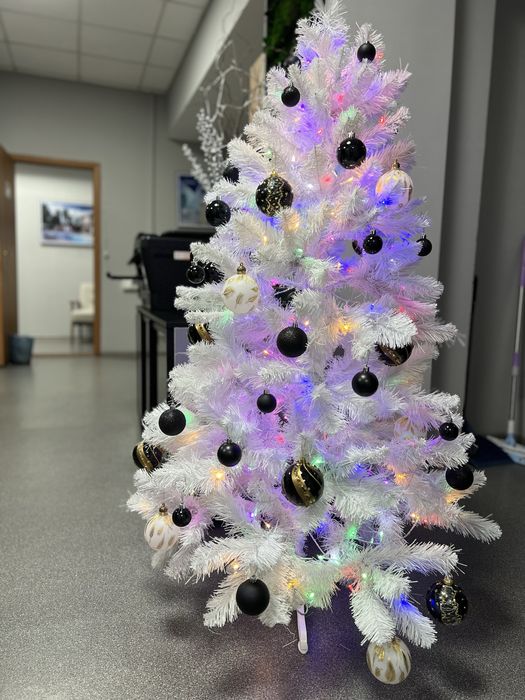 Новогодняя елка искуственная