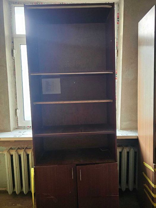 Книжные полки и др.мебель советского пр-ва