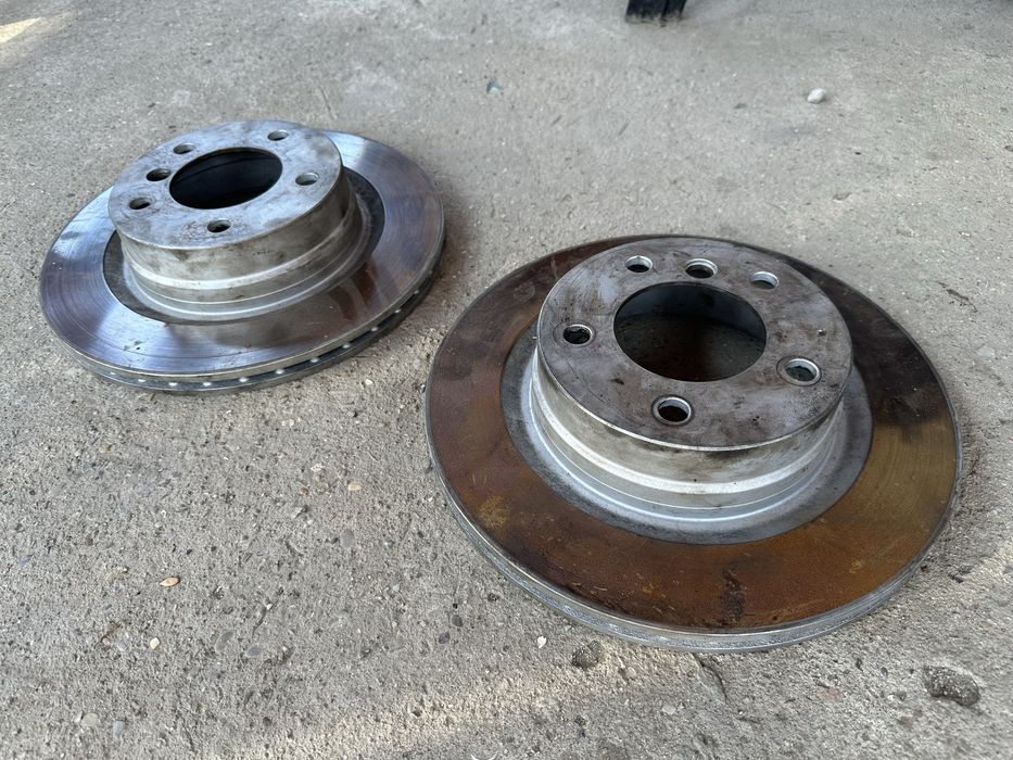 Discuri frana bmw E90