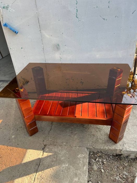 Продается журнальный столик