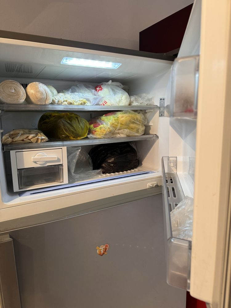 холодильник в отличном состаянии