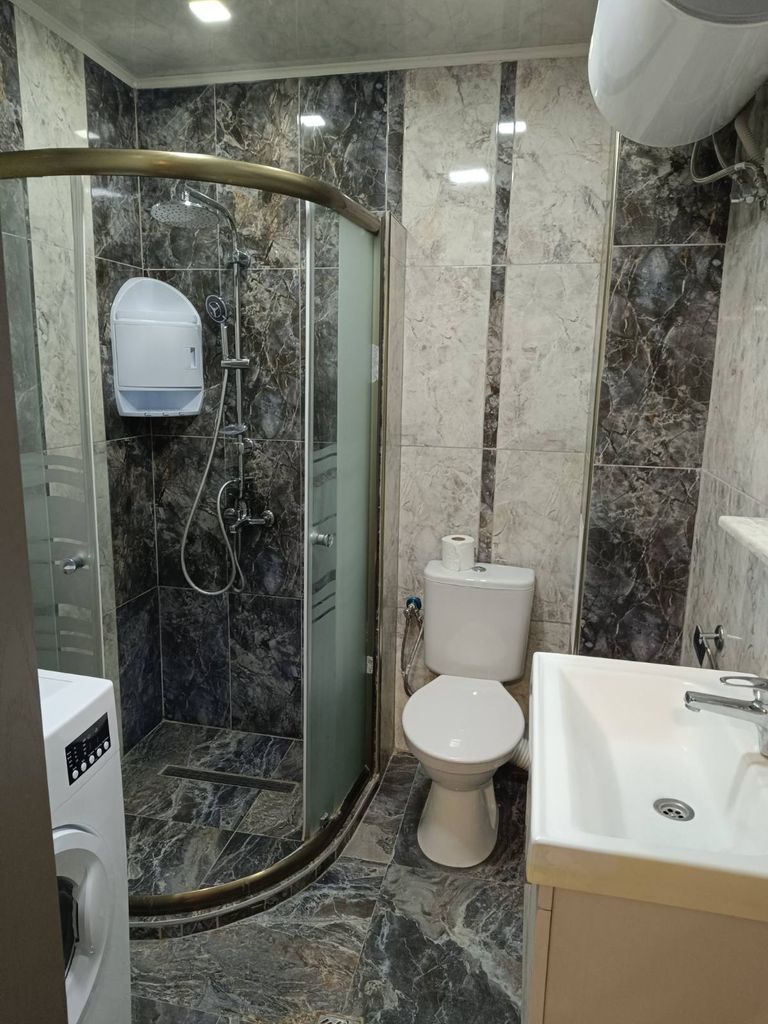 Дава се под наем Двустаен апартамент в Свиленград - 55 кв.м за 382.5 € - Снимка #1