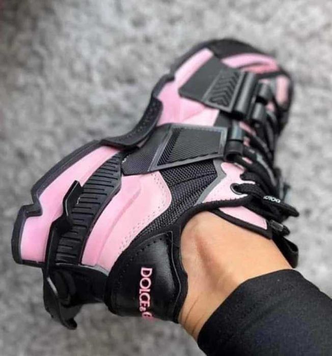 Set sau sepat, disponibil pe comanda