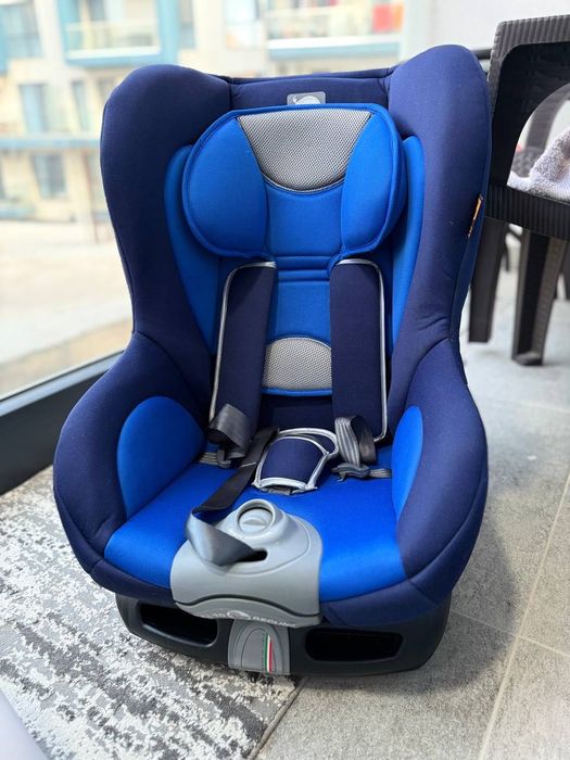 Scaun auto 9-18 kg, ca nou