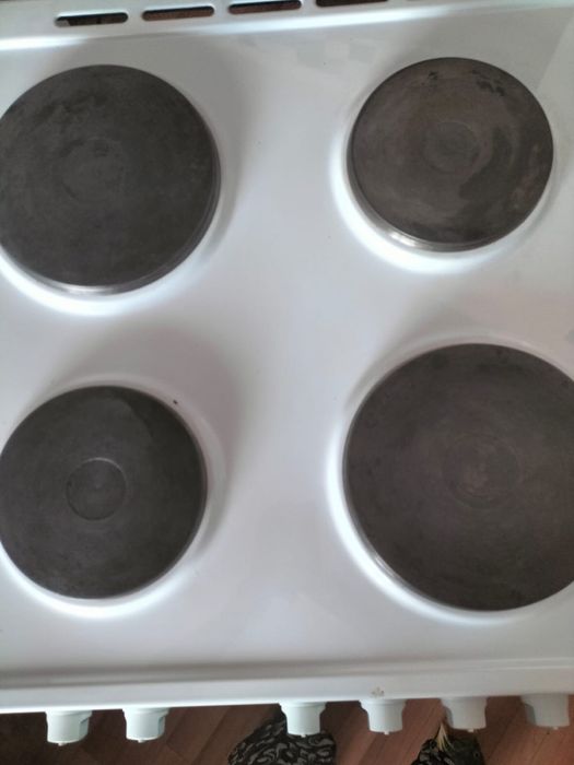 Электроплита продам