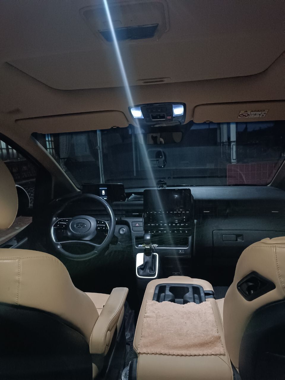 Hyundai Staria 2022