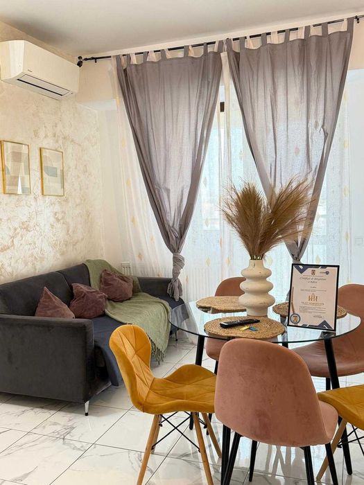 Apartamente 1-2-3 Cam RegimHotelierIasi Palas Aeroport Centru Tatarasi