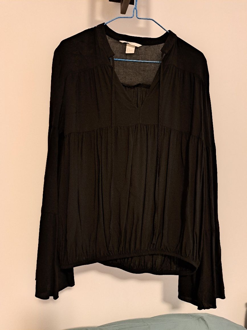 Bluza neagra cu maneci largi, H&M, XS