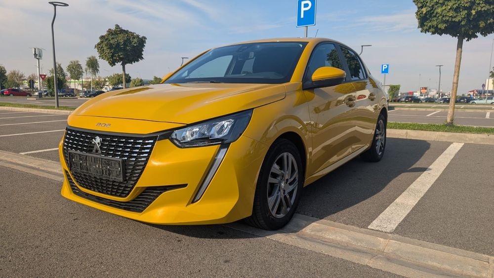 Peugeot 208 benzina