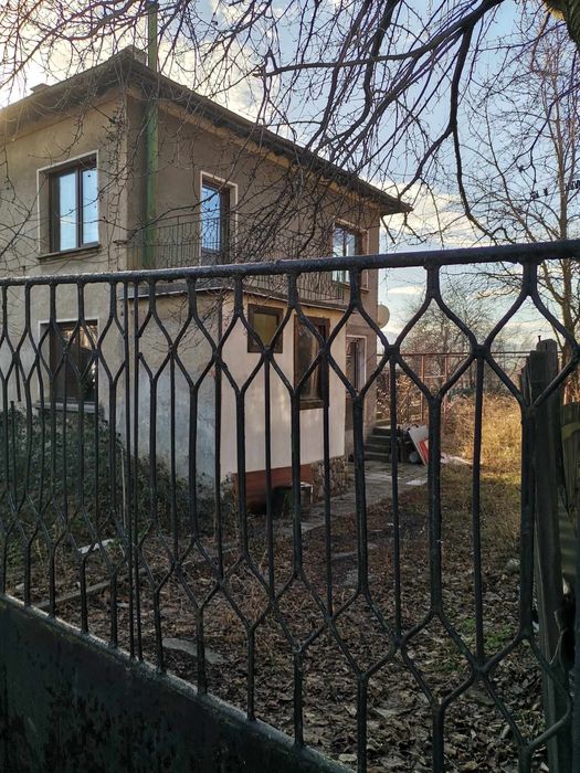 Продава се Къща в Златица - 120 кв.м за 667 €/кв.м - Снимка #2