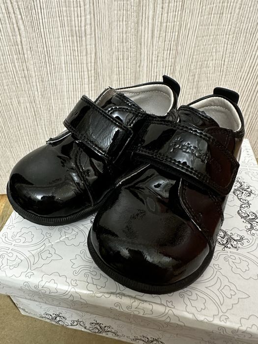 Детские ботиночки классические