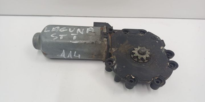 Motoras macara Renault Laguna prima generatie (facelift)