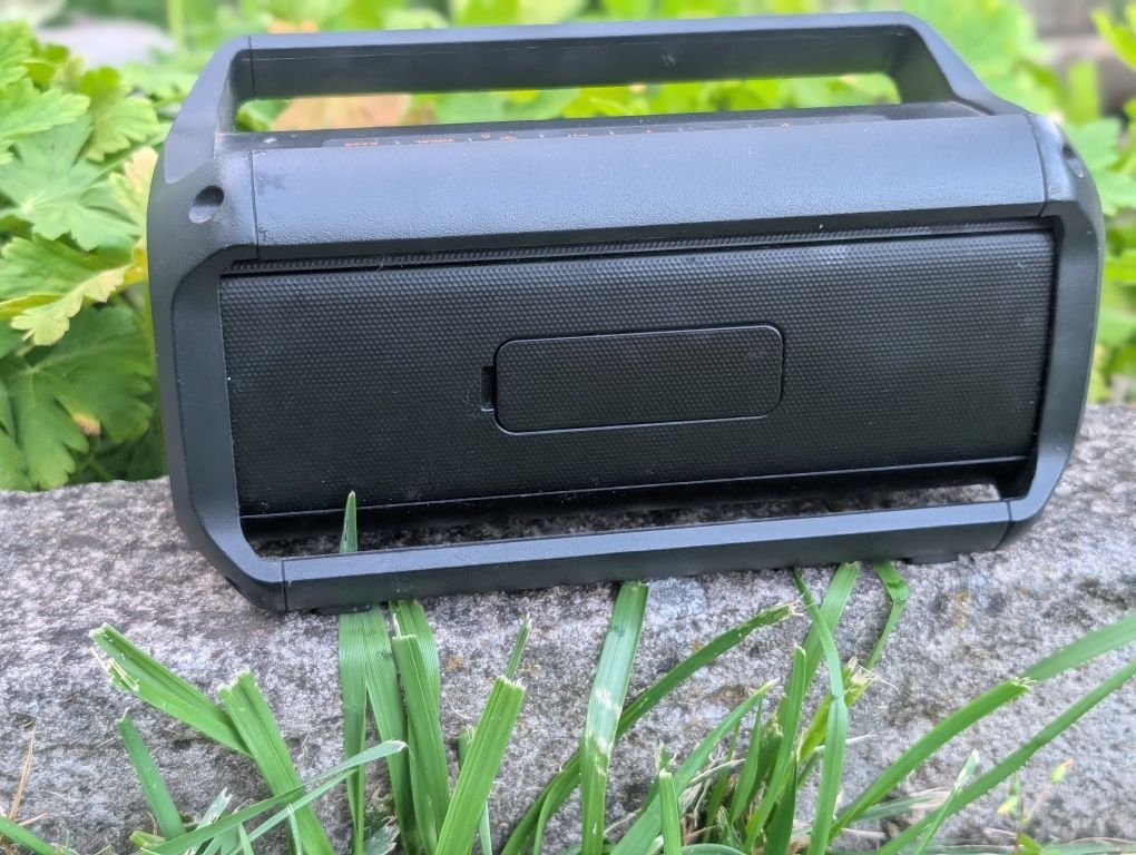 lg kp-5  Bluetooth колонка