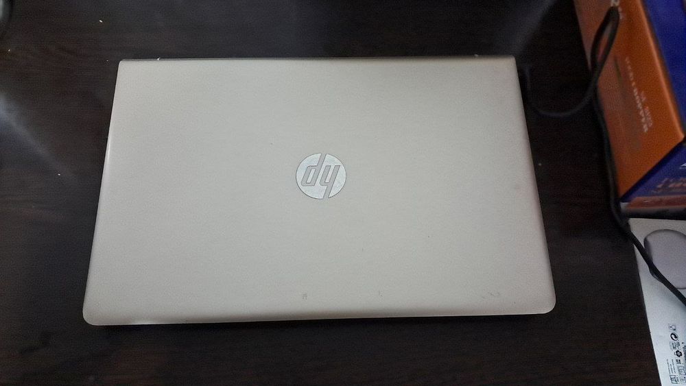 HP noutbook sotiladi