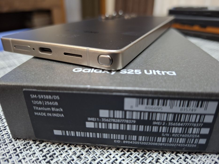 Продавам SAMSUNG s 25 ULTRA