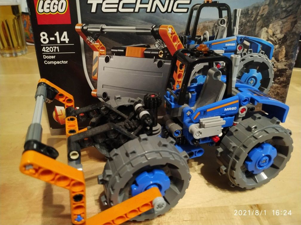 Lego Technic - Dozer Compactor, 8-14 ani