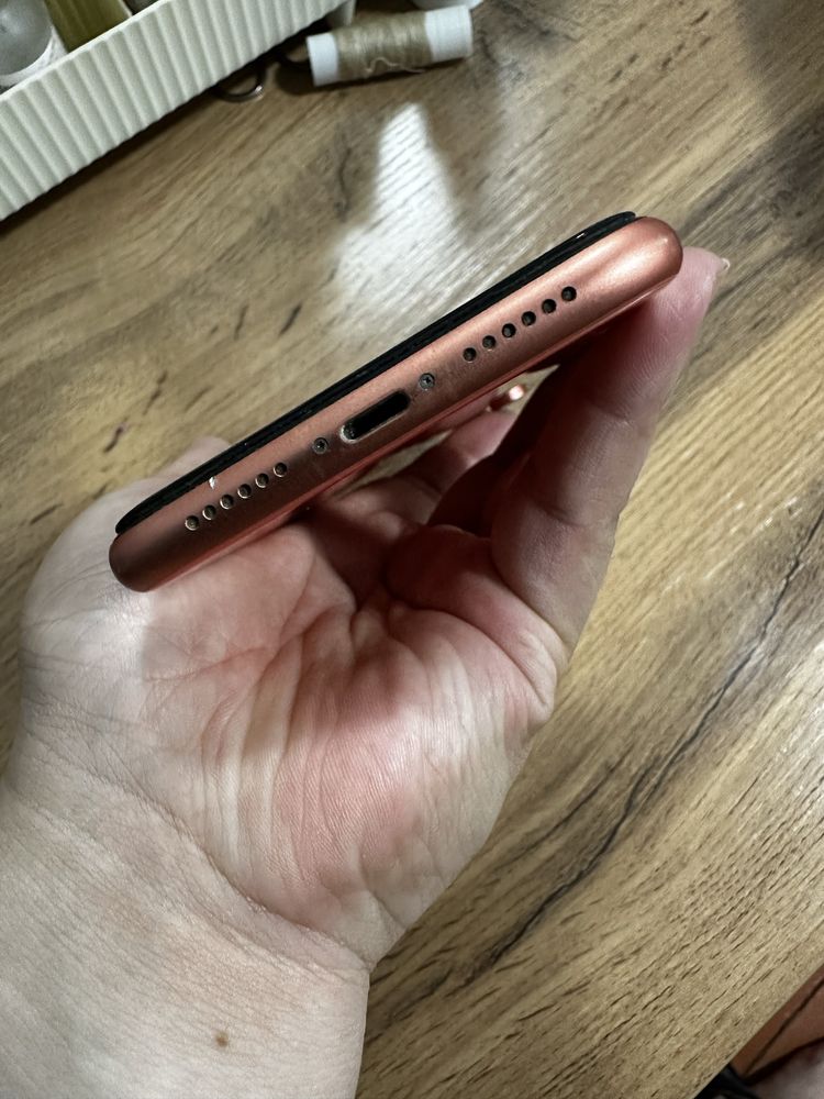 Iphone xr 128гб с коробкой