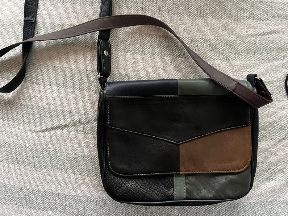 нова кожена чанта