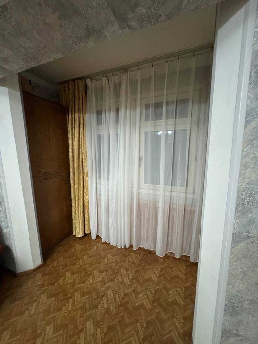 Ойбек 1в2/7/9 50м2  продается квартира Ориентир голубые купола